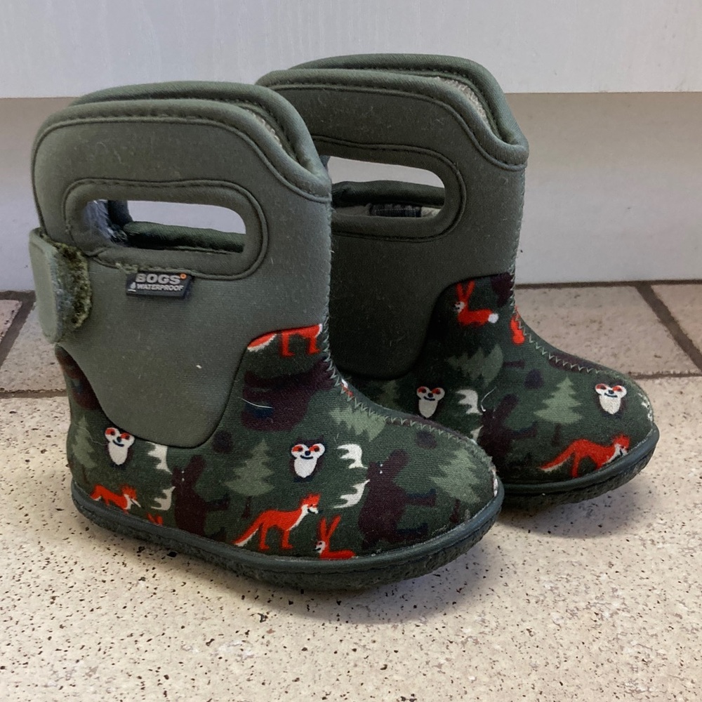 Bogs Kids' Green and Orange Forest Boots